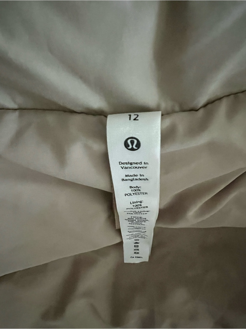 Lululemon Puffer Vest - Picture 6 of 6